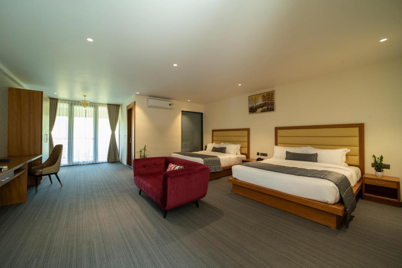 Global Village Luxury Resorts จิกมากาลูร์ ภายนอก รูปภาพ